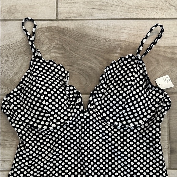 Jessica Simpson Black and White Polka Dot One-Piece Swimsuit - Picture 5 of 14
